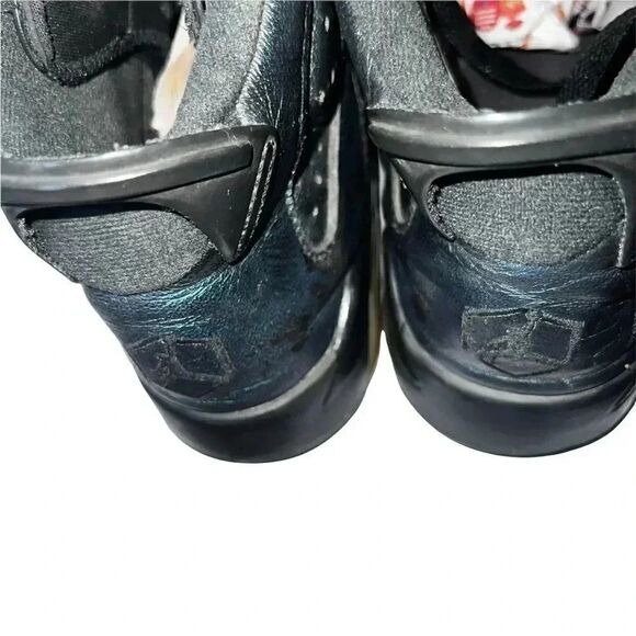 Jordan Retro 6 Chameleon Boys Shoes Size 6.5Y - Picture 4 of 11